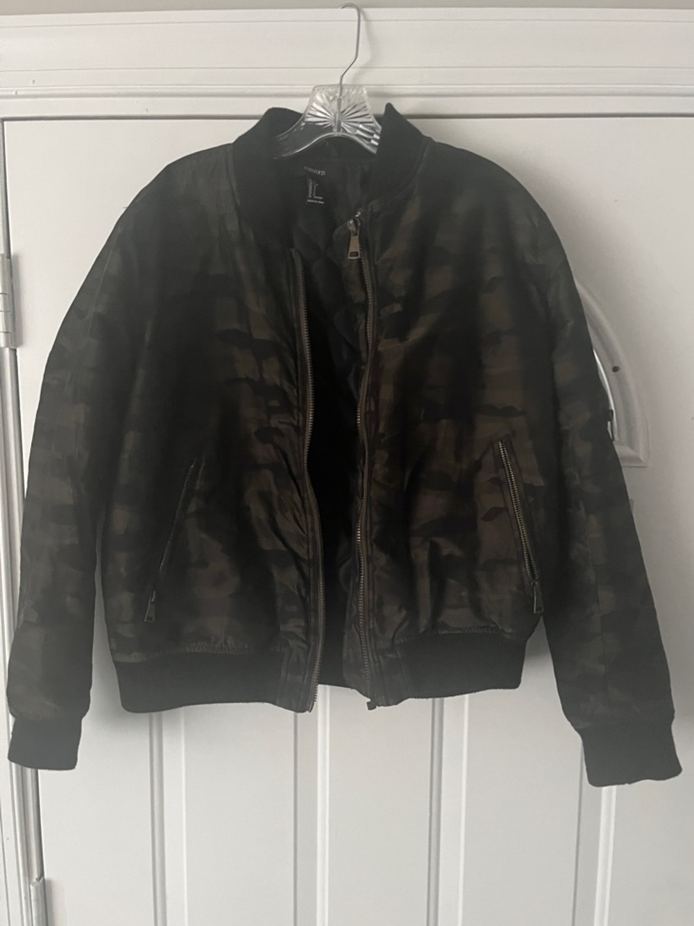 Forever 21 Olive Green Camo Bomber Jacket